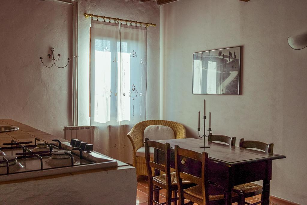 Agriturismo Palazzo Val Del Sasso Villastrada  Eksteriør billede